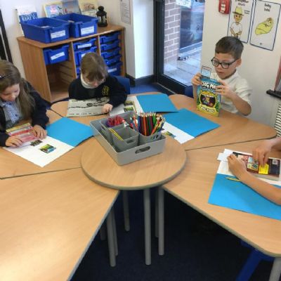 In English we have explored features of books.